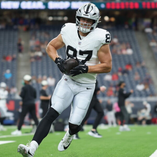 Raiders, Michael Mayer agree to three-year extension