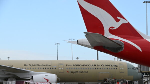 49ers land in Melbourne ahead of next week’s game vs. Rams