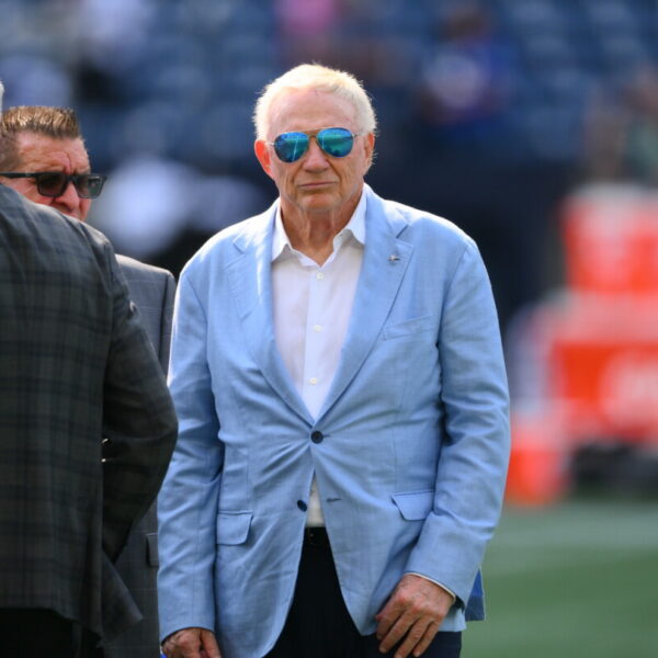 Assault lawsuit against Jerry Jones lingers, and it won’t have a new judge