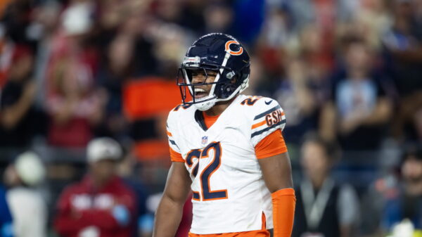 Bears activate S Elijah Hicks, LB Keyshaun Elliott