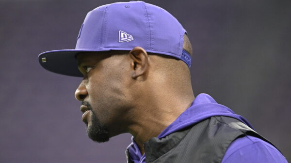Despite judge’s frustrations, NFL continues arbitration quest in Brian Flores case