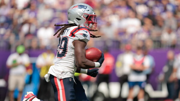 Patriots sign RB JaMycal Hasty
