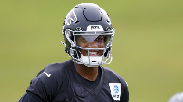 Michael Penix: I can do just about anything but take a hit