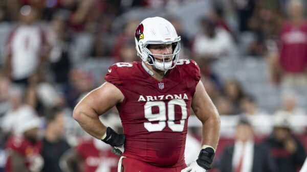 Lions to sign DL Ben Stille