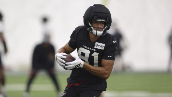 Texans WR Jayden Higgins leaves joint practice early