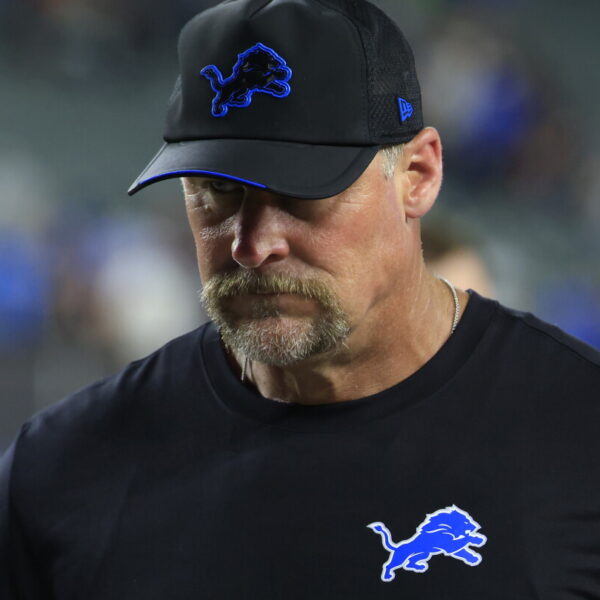 Dan Campbell wishes coaches had monitors on the sideline
