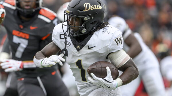 Aaron Jones believes rookie Demond Claiborne is a “special back”