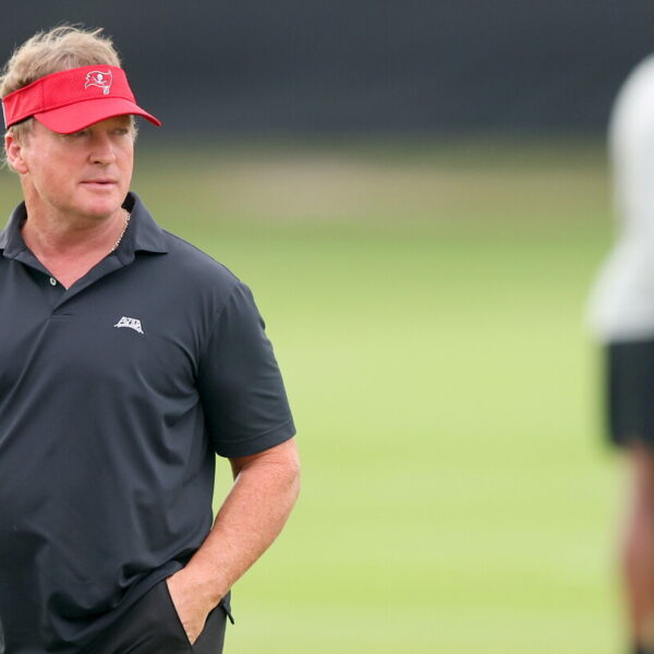 Judge criticizes Jon Gruden for “lack of compliance with the rules” in case against NFL