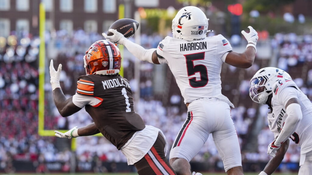 Rodney Harrison’s son, Christian, could be “heartbeat” of Arkansas defense