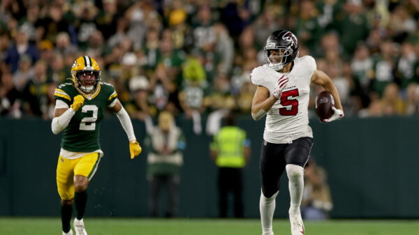 Thursday Night Football: Drake London, Bijan Robinson run by Packers 35-14