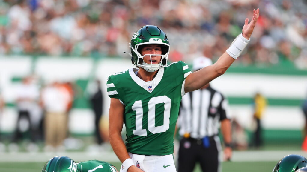 Aaron Glenn on Cade Klubnik: Saw the same moxie, confidence we saw in college
