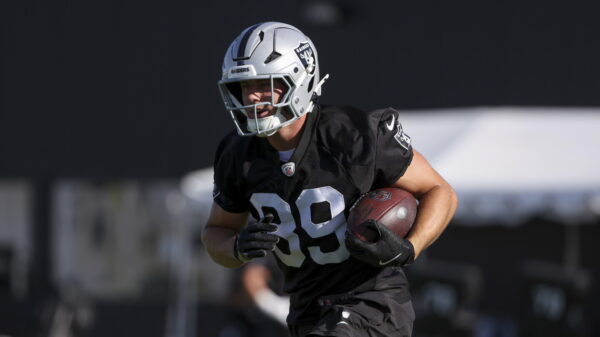 Klint Kubiak: Brock Bowers was “very close” to playing on Sunday