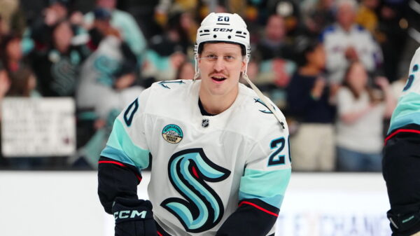 Rangers sign winger Eeli Tolvanen for 1 year, $1.5 million