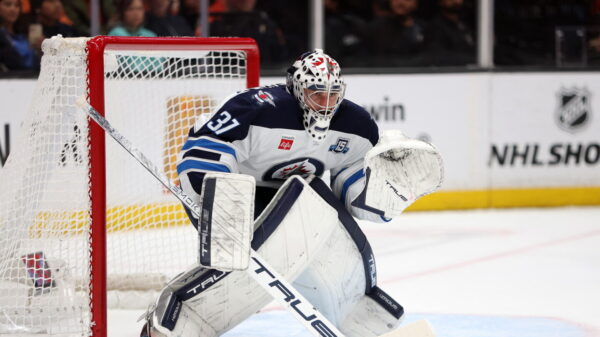Winnipeg Jets scramble for a ‘resolution’ as Connor Hellebuyck trade talks drag on