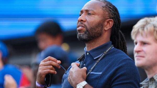 Larry Fitzgerald refuses to call himself “retired”