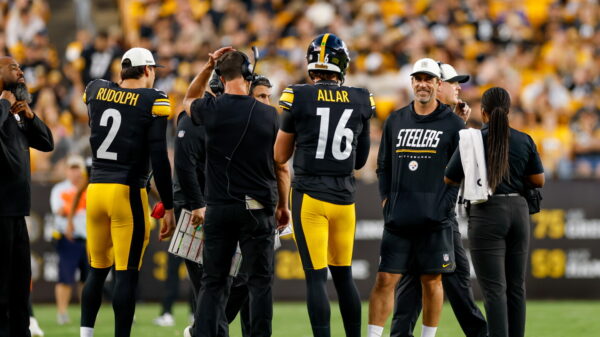 Aaron Rodgers is in a four-quarterback room for the first time