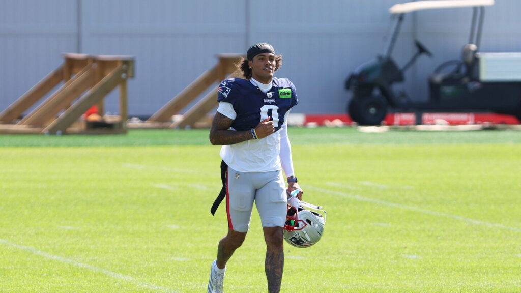 Mike Vrabel: Christian Gonzalez was “physically unavailable” for practice this week