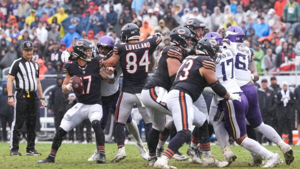 Dallas Turner beat TE Colston Loveland for decisive sack