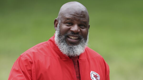 Chiefs OC Eric Bieniemy: My wife is doing great, she gave me her blessing to return