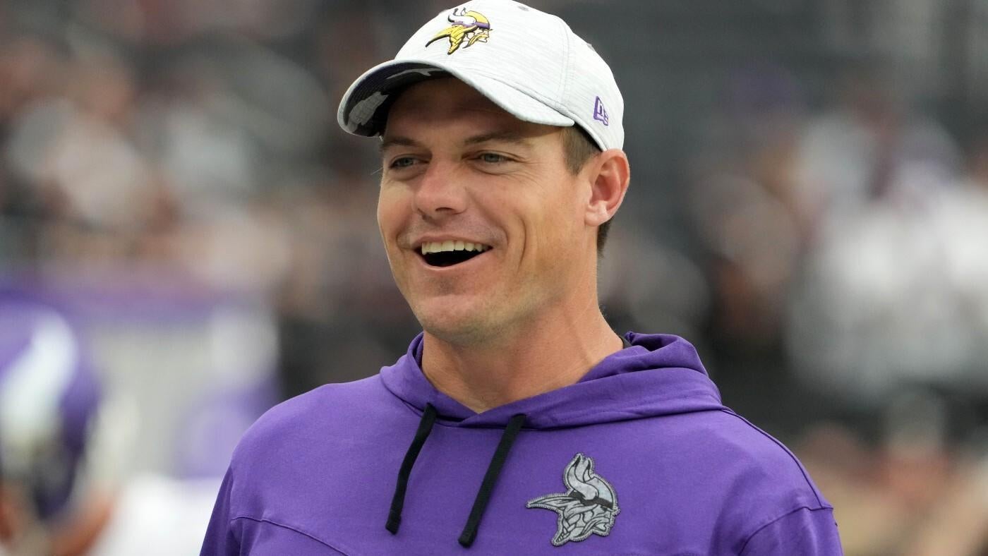 2025 NFL Honors: Vikings' Kevin O'Connell wins Coach of the Year